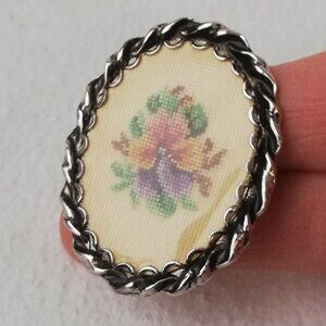 Vintage Embroidered Oval Pansy Brochure